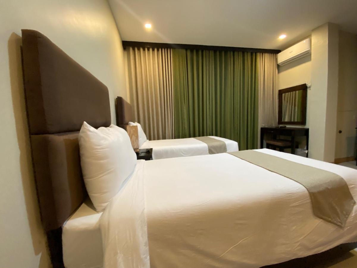 Eight Breeze Hotel Baclayon Kültér fotó
