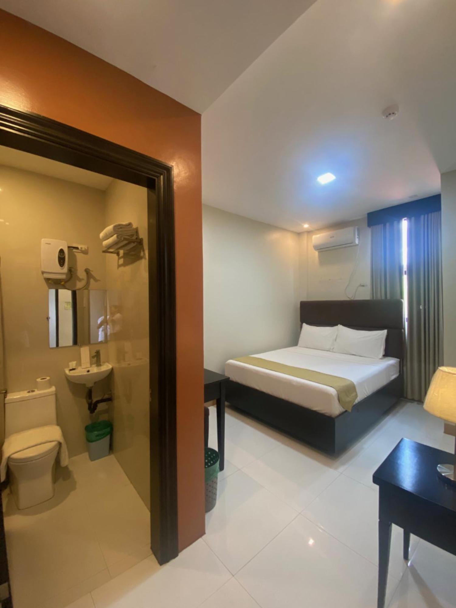 Eight Breeze Hotel Baclayon Kültér fotó